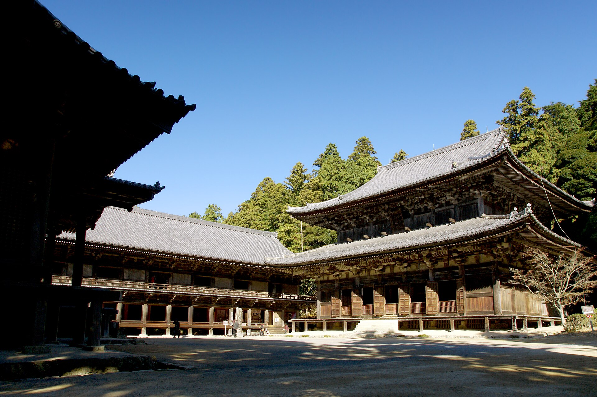 【兵庫県】圓教寺周辺の車中泊スポット6選｜道の駅・RVパークまとめ